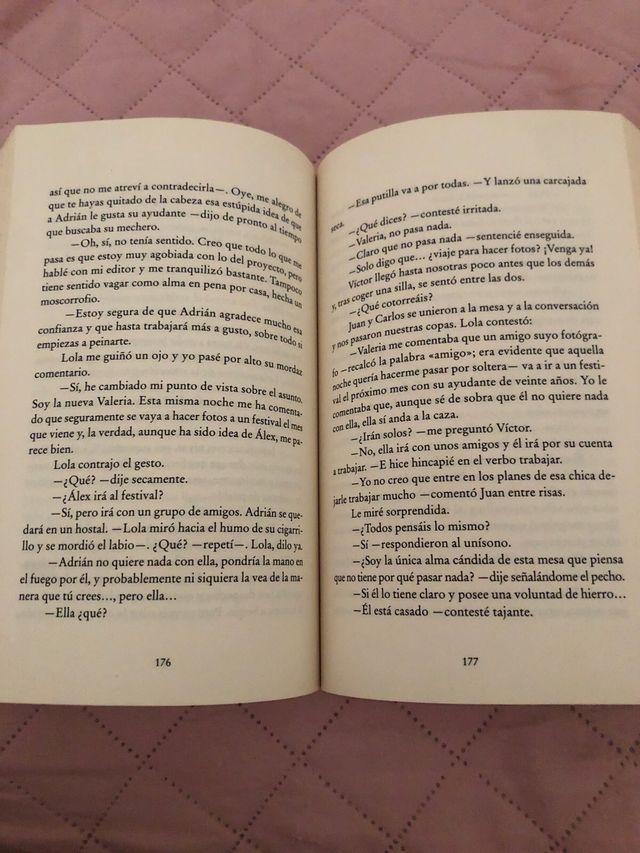 En los zapatos de Valeria/ In Valeria's Shoes (...