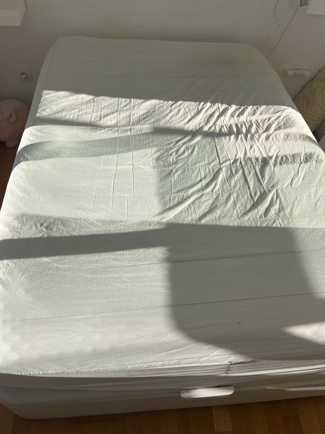 Colchón viscoelástico MYRBACKA - Cama 140x200