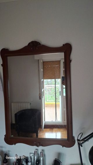 Espejo madera marrón antiguo