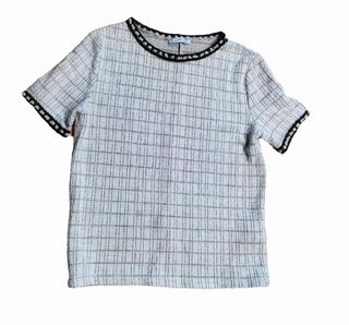 Camiseta Zara blanca y beige