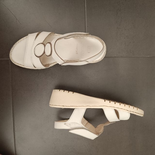 Sandalias Chika10 blancas