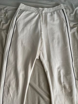 Pantalones Bershka blancos