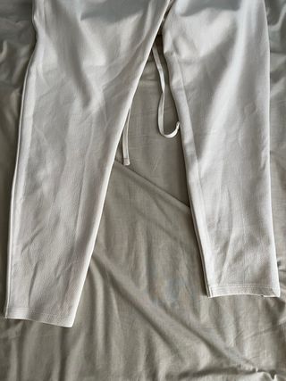 Pantalones Bershka blancos