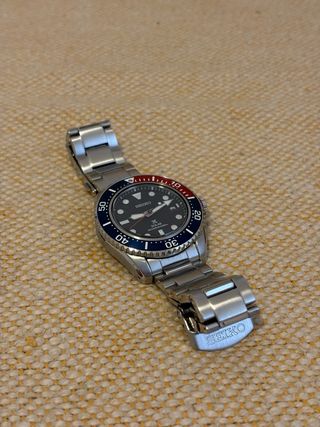 Seiko Prospex Diver Solar SNE591 Pepsi reloj