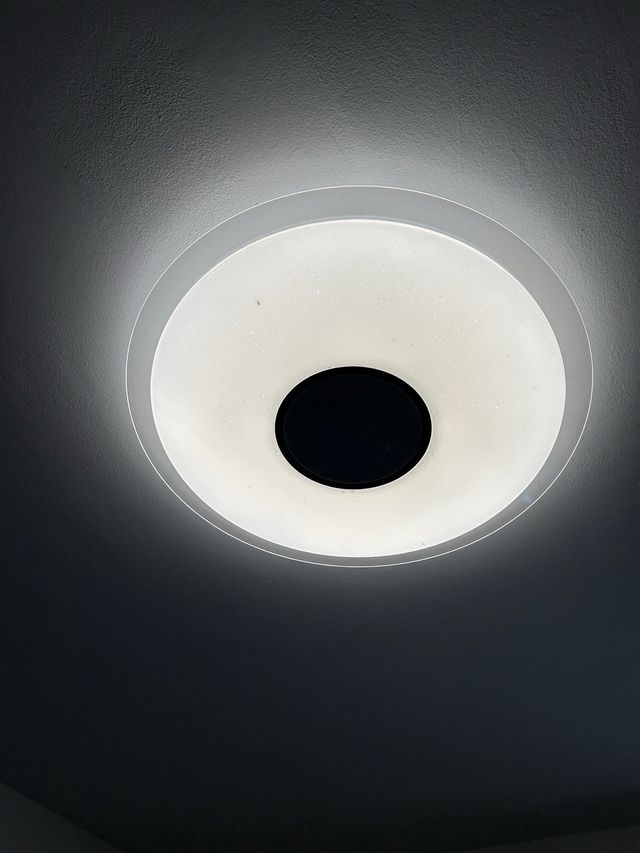 Plafón LED ISPIRE 56cm con altavoz