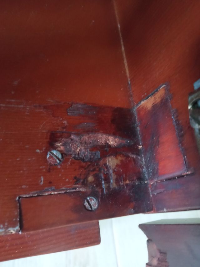 Vitrina madera - 2 puertas