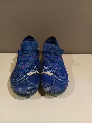 Botas Puma futbol FR T-31 taco redondo AG calcetín
