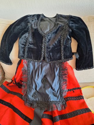Trajes regionales niña - Castellana