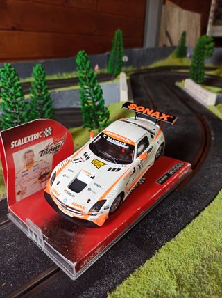 Scalextric Mercedes SLS AMG