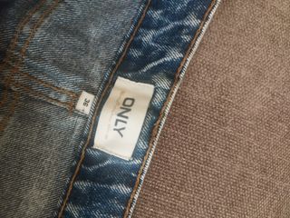 Minigonna jeans sfrangiata