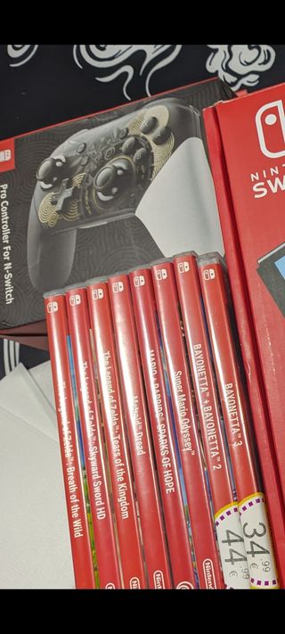 Nintendo Switch OLED con 10 Juegos y mandos 