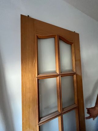 Puerta madera con cristal corredera