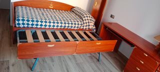 Cama nido marinero, escritorio, armario...