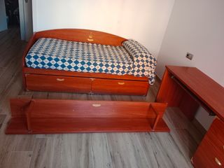 Cama nido marinero, escritorio, armario...