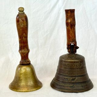 2 ANTICHE CAMPANE IN BRONZO DELLA CHIESA, CAPPELLA MESSA