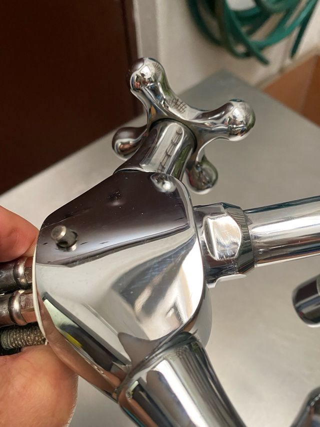 Grifo lavabo metálico cromado gran calidad