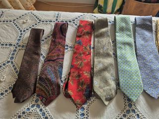 6 Corbatas - Azul, Marrón, Rosa, Morado