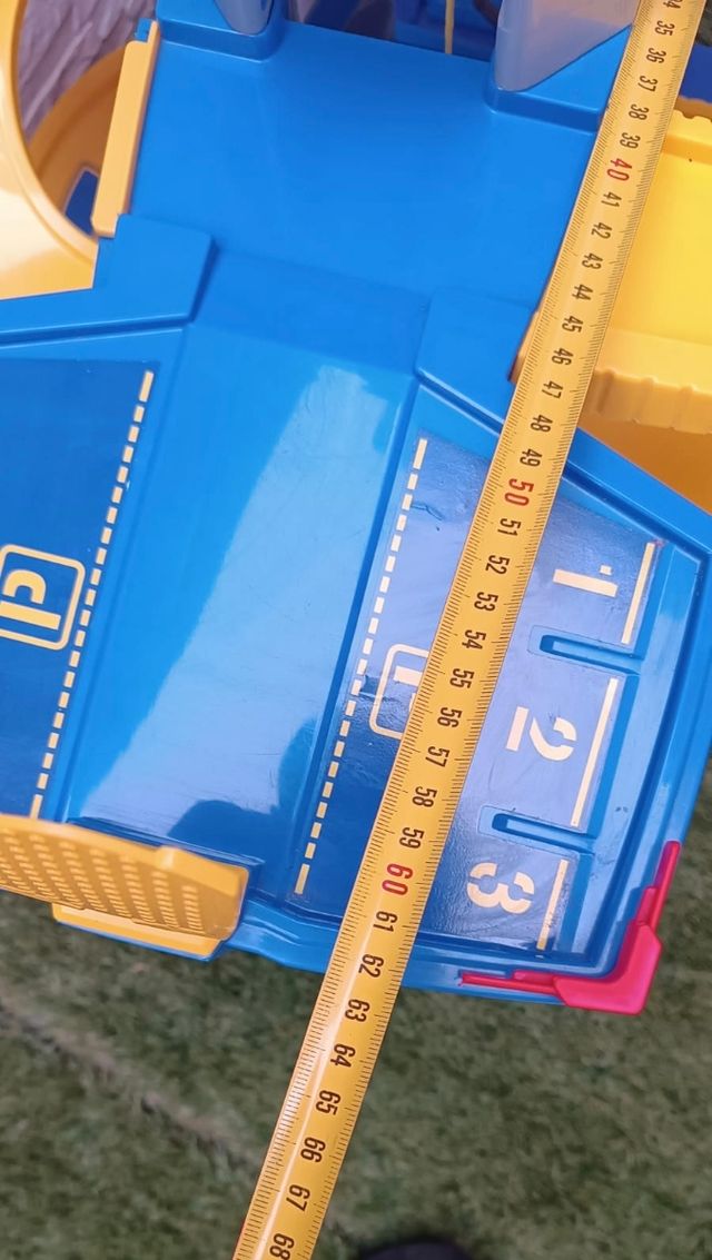 Parking 4 plantas con ascensor