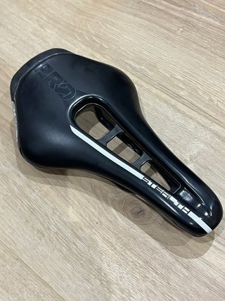 Sillín bici PRO Stealth Carbon