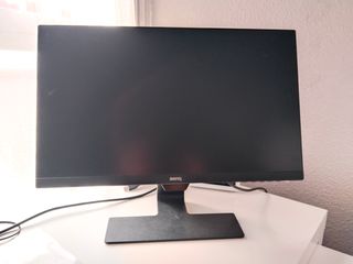 Se vende pantalla de 24 pulgadas.