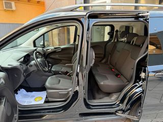 Ford Tourneo Courier 2019 Gasolina 100CV Sport!!!