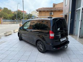 Ford Tourneo Courier 2019 Gasolina 100CV Sport!!!