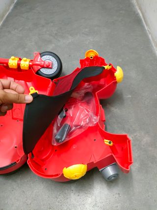 Moto correpasillos roja juguetes