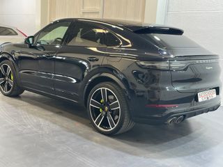 Porsche Cayenne Coupé E-Hybrid