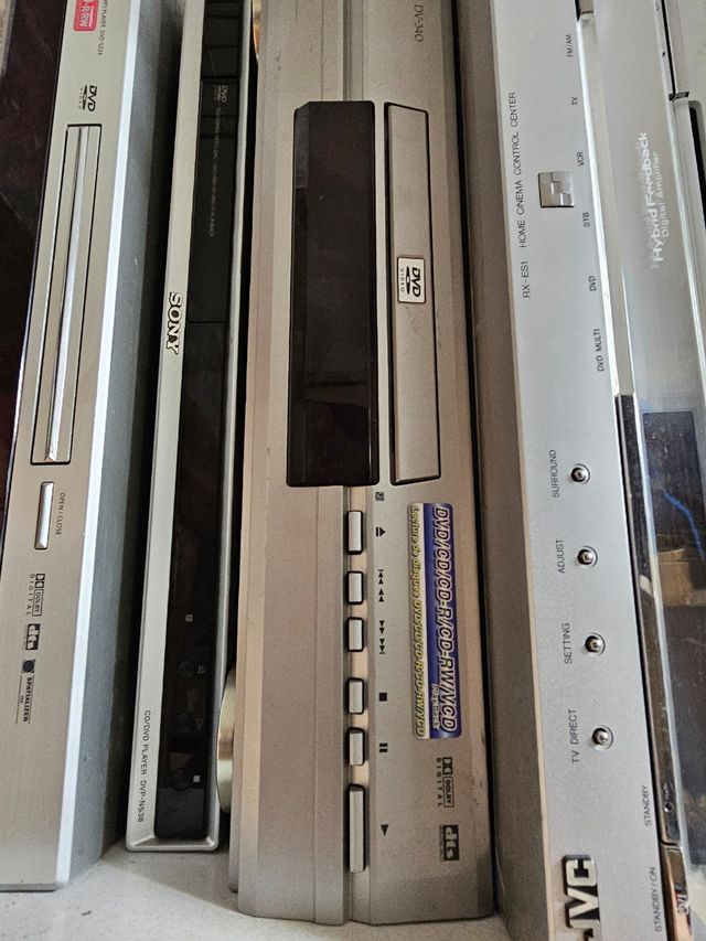 Reproductores DVD - 7 unidades