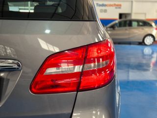 Mercedes-Benz Clase B B 180 BlueEFFICIENCY