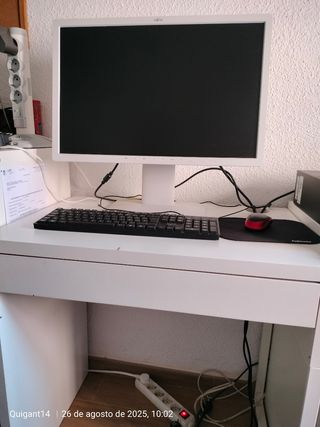 Ordenador de sobremesa Hp Élite 8300, monitor 24"
