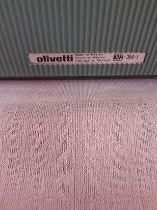 Máquina de escribir Vintage Olivetti Lettera 32