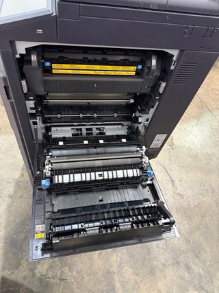 Impresora Kyocera multifunción