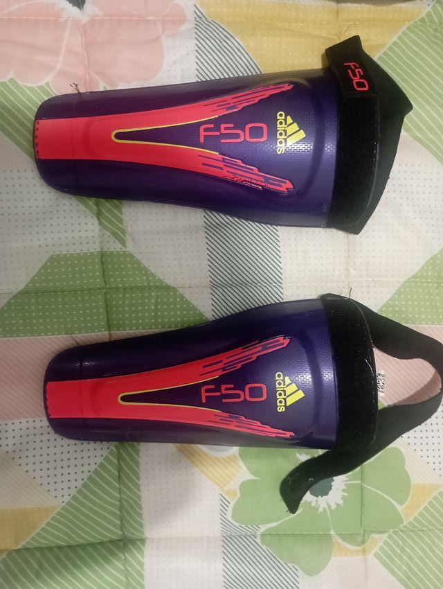 Espinilleras Adidas F50 | Fútbol
