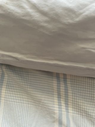 Sabana nordica, bajera y almohada de color azul