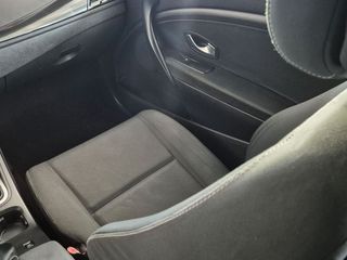 RENAULT Megane Dynamique 1.6 16v 110