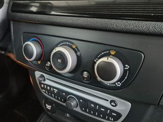 RENAULT Megane Dynamique 1.6 16v 110