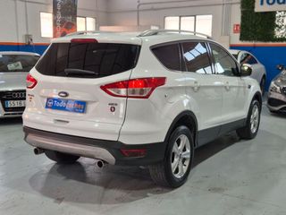 FORD Kuga 1.6 EcoBoost 150 ASS 4x2 Titanium