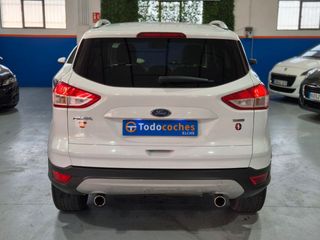 FORD Kuga 1.6 EcoBoost 150 ASS 4x2 Titanium