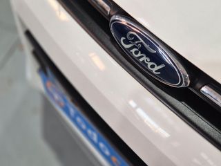 FORD Kuga 1.6 EcoBoost 150 ASS 4x2 Titanium