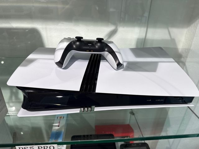 PS5 Pro (PlayStation 5 Pro) Blanca