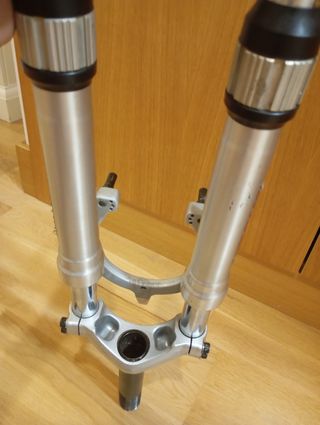 Horquilla Showa ex-7