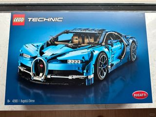 Lego Technic Bugatti Chiron 42083
