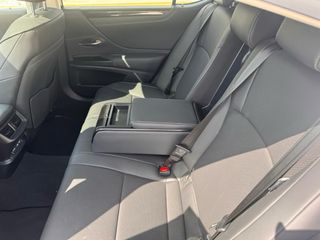 Lexus ES300h 25.000kms