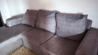 Sofá chaise longue gris
Precio negociable 
