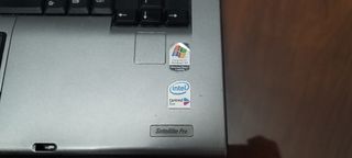 Portátil Toshiba gris - piezas