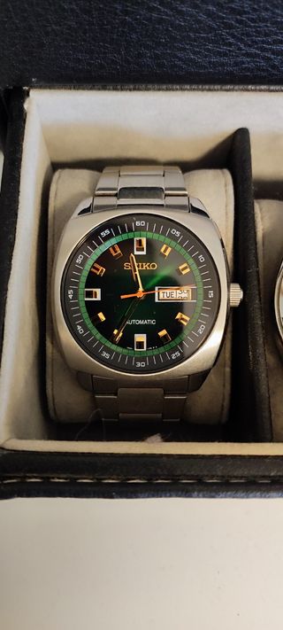 Reloj Seiko SNKM97 Recraft verde