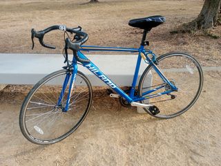 Bicicleta carretera Hilland. [Nueva]
