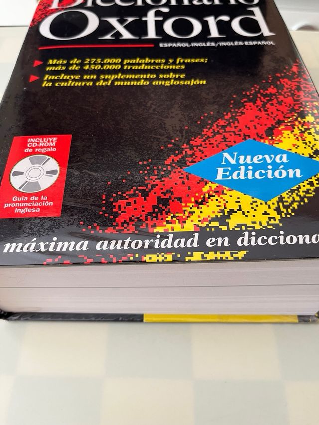 The Oxford Spanish Dictionary: Second edition r...