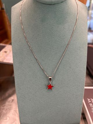 Collana stella rossa argento 925
45 cm